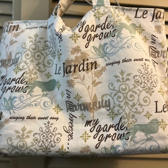 Le Jardin Tote - Picture 4 of 7